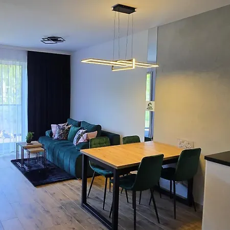 Greendiamond Apartment *